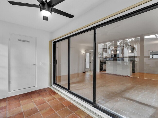 Building Photo - 524 Osprey Dr