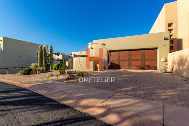 Building Photo - 6711 E Camelback-23