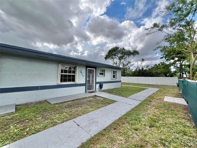 Building Photo - 19122 NW 36th Ave