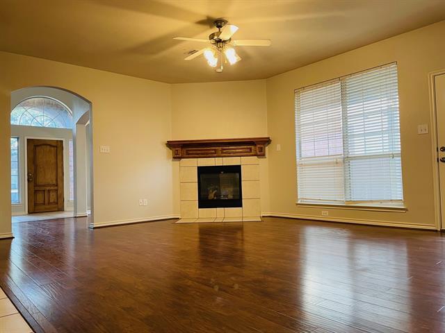 Building Photo - 5929 Desperado Dr
