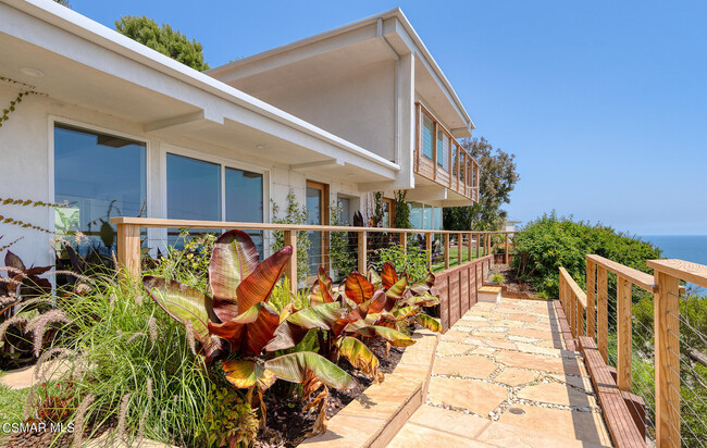 Building Photo - 20762 Rockpoint Way