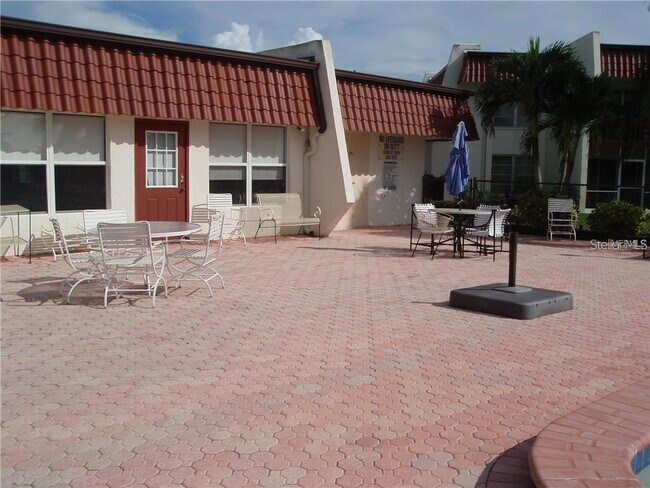 Building Photo - 311 Garvin St