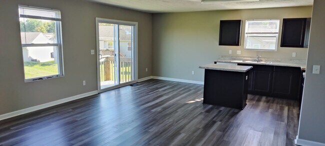 Building Photo - 2158 Pumpkin Ridge Ct