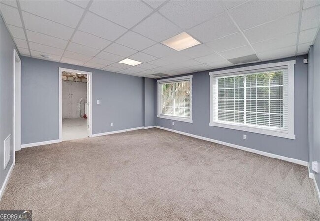 Building Photo - 1120 Bagwell Dr NW