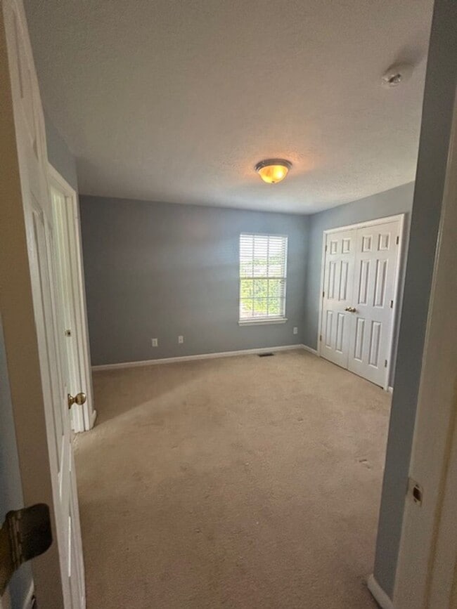 Building Photo - All electric 2 story home in Great Acres          20260608