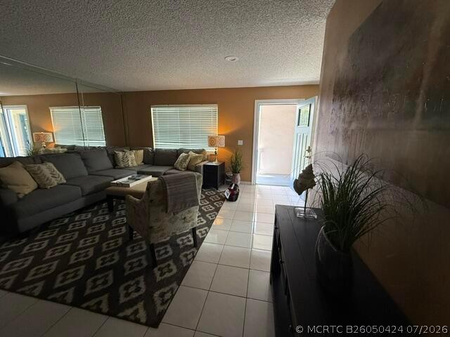 Building Photo - 805 Normandy Trail