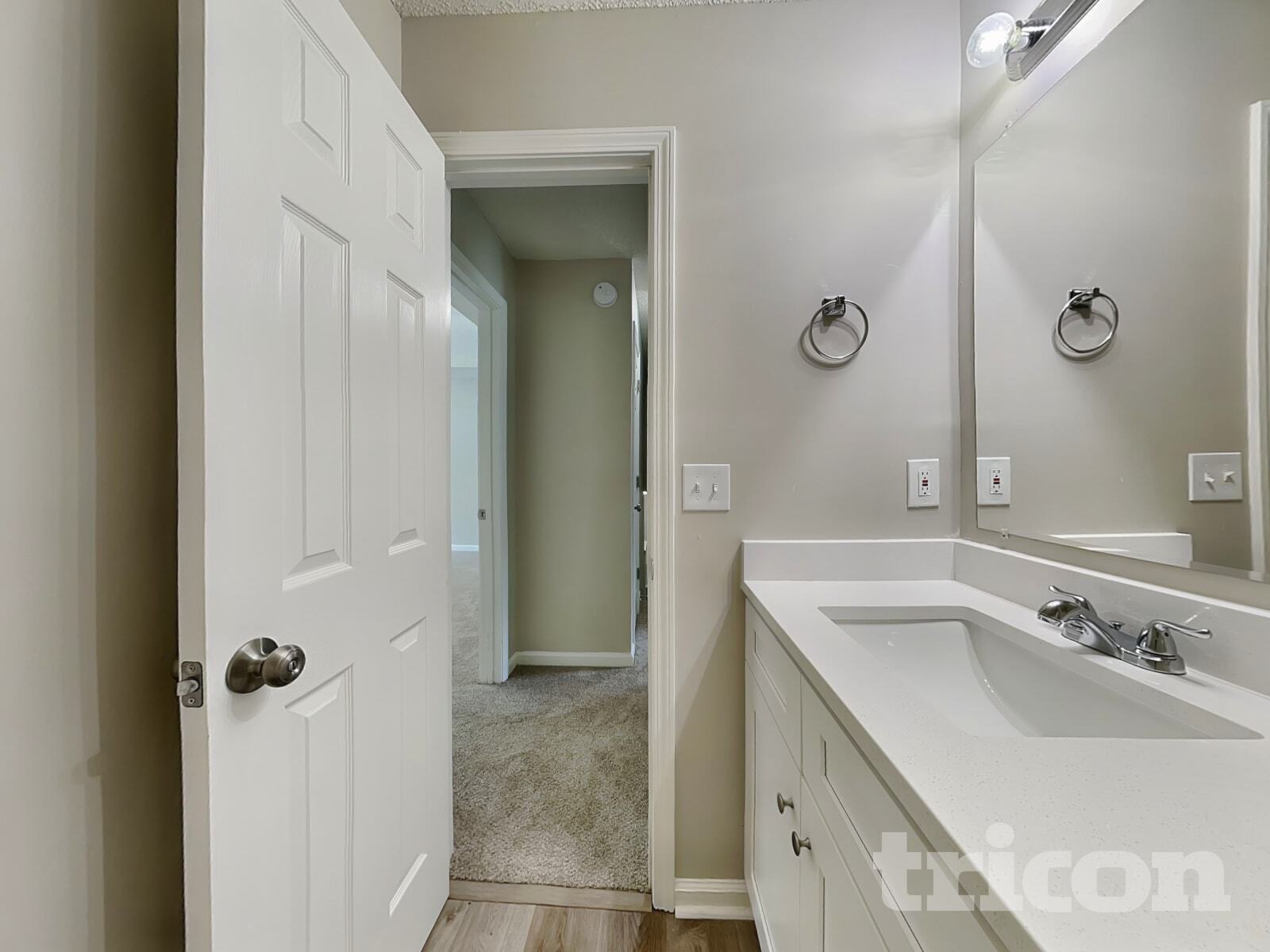 Building Photo - 1099 Sugarcreek Way