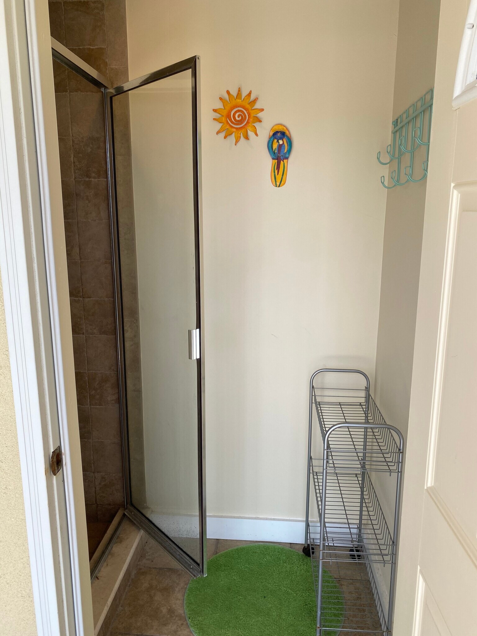 Outside Shower - 15 Sumner Ave