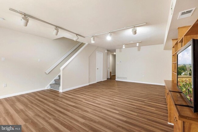 Building Photo - 228 N 22nd St