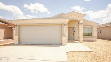 Building Photo - 14816 Tierra Haven Ave