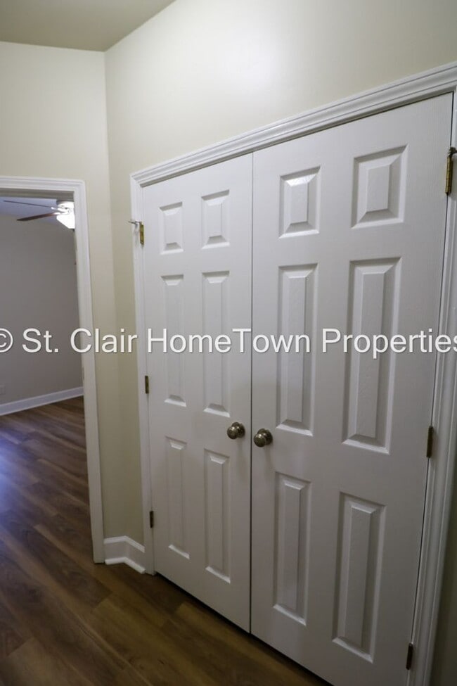 Building Photo - Great Family Home