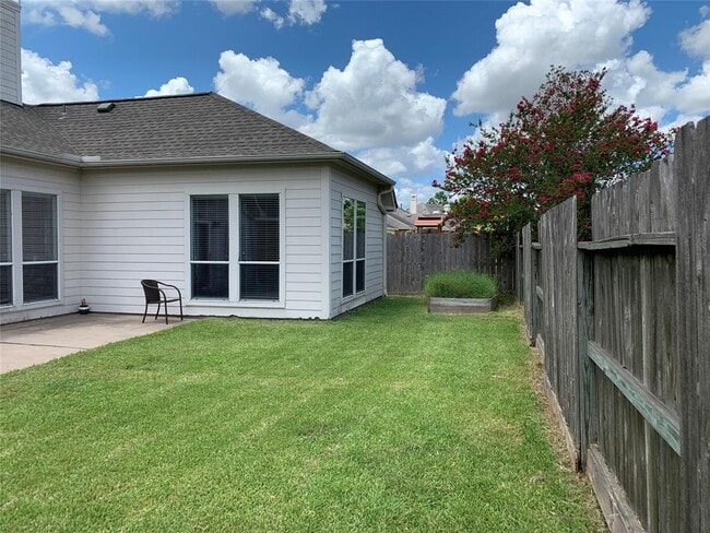 Building Photo - 3023 Aspen Ln