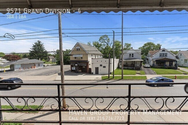 Building Photo - 9571 Grand Division Ave