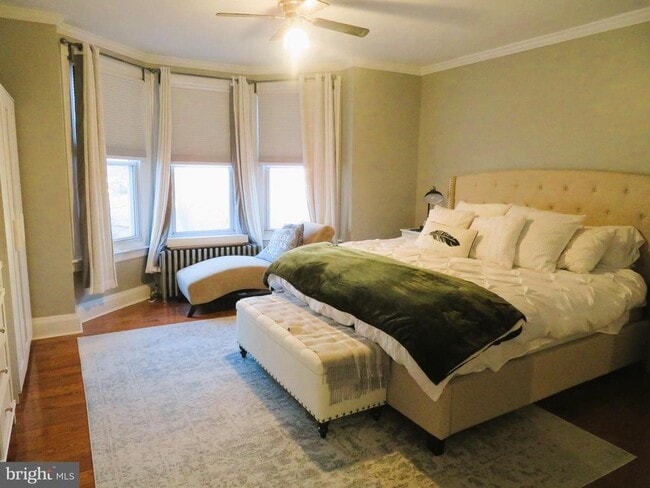 Building Photo - 5206 Ridge Ave