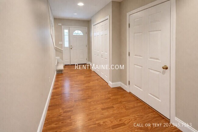 Building Photo - 33 Burleigh Rd