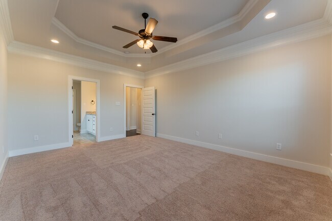 Building Photo - 163 Bowdock Dr.