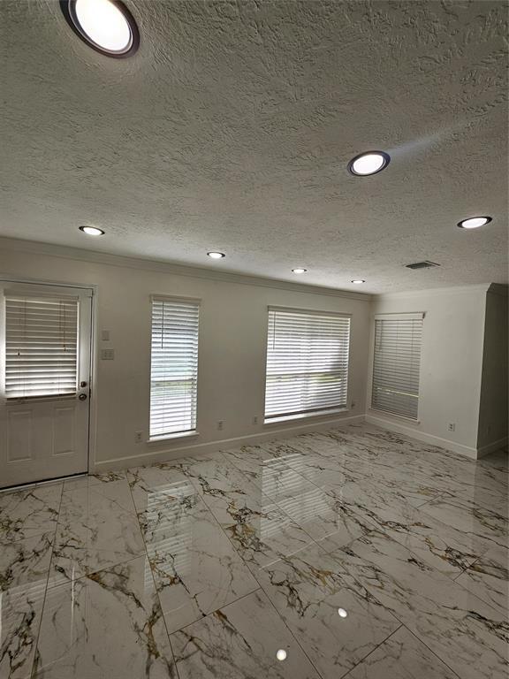 Building Photo - 9207 Dairy View Ln
