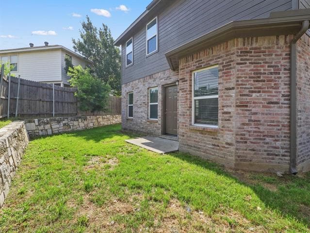 Building Photo - 9941 Ironhorse Dr
