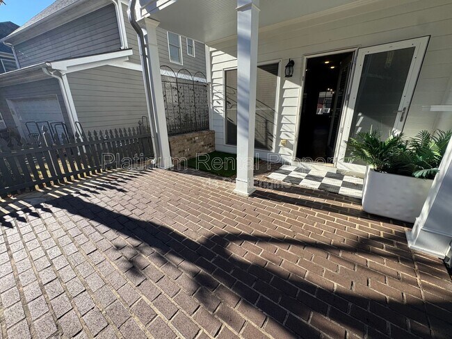 Building Photo - 1705 Barfield Run NW