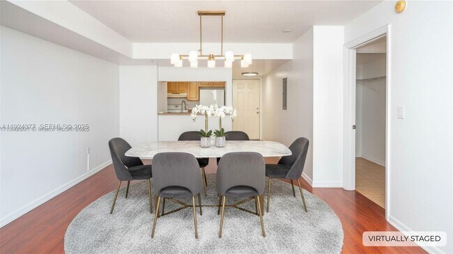 Primary Photo - 102 SW 6th Ave