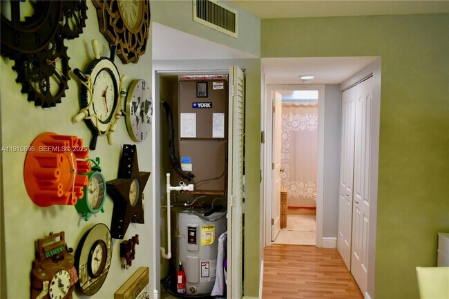 Building Photo - 7860 NW 50th St