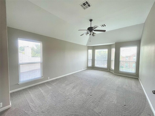 Building Photo - 2529 Charolais Ct