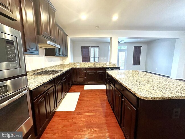 Building Photo - 22865 Lacey Oak Terrace