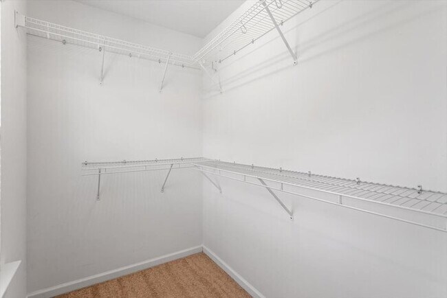 Building Photo - Beautiful Durham Town Home For Rent