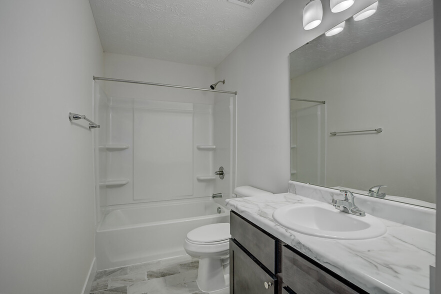 Building Photo - 4311 Otter Creek Dr