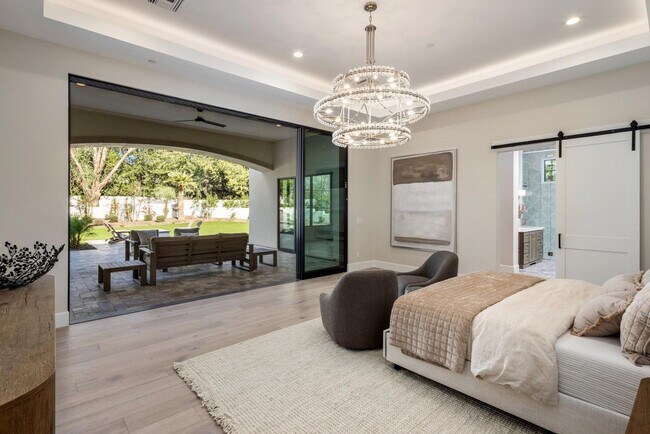 Building Photo - 6500 E Cactus Wren Rd