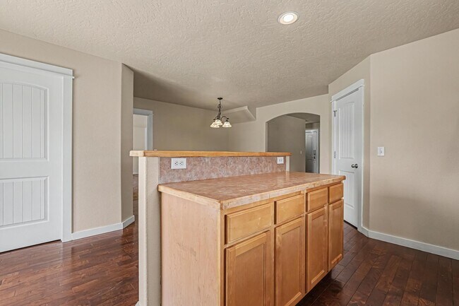 Building Photo - 18327 Buckeye Pl