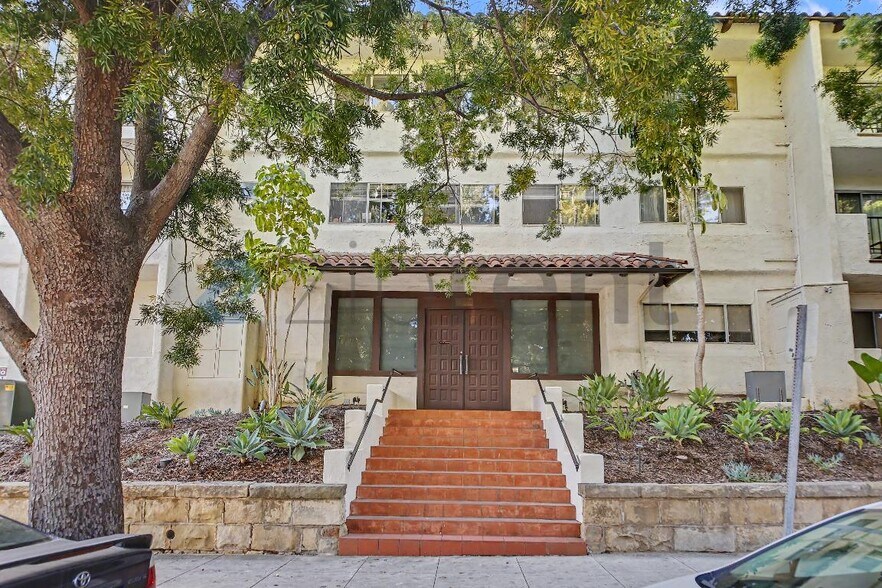 Building Photo - Unit 30