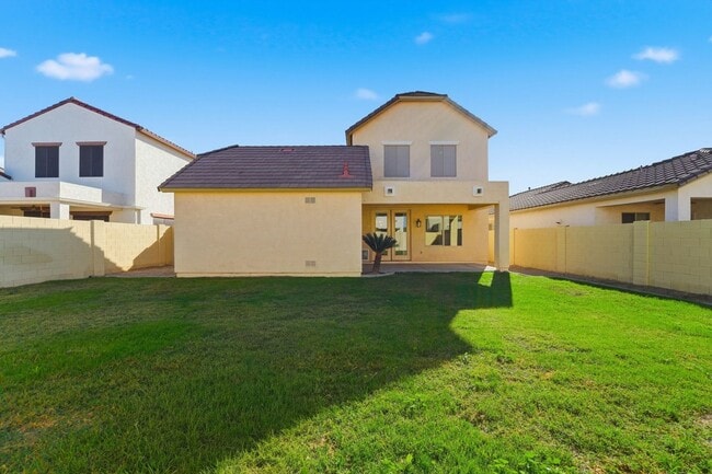 Building Photo - Beautiful 3-bedroom, 2-bathroom residence in the lively city of Mesa, Arizona!