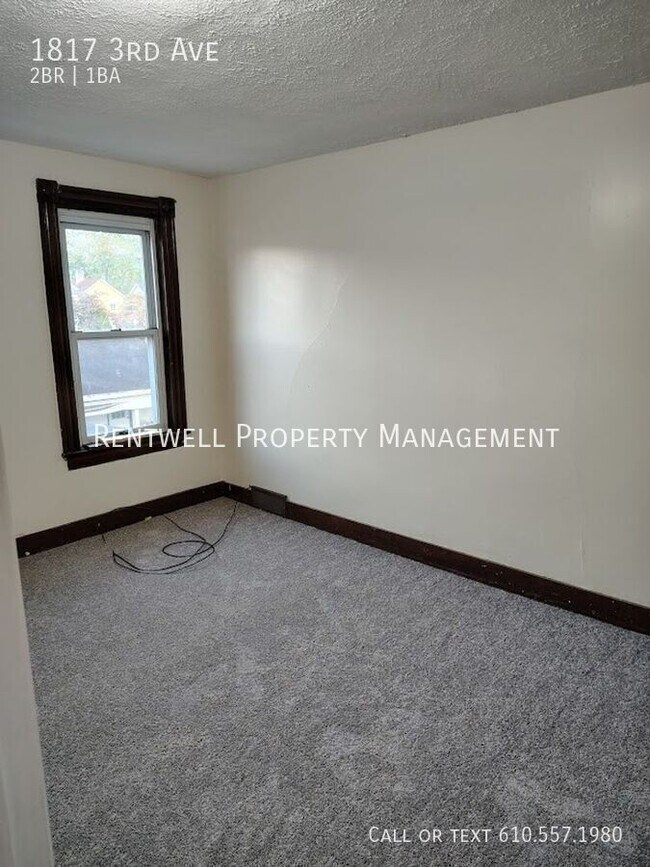 Building Photo - 1817 3rd Ave