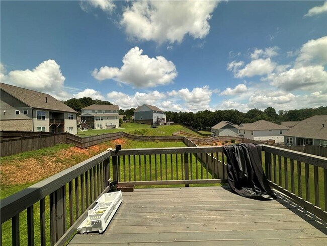 Building Photo - 6836 Benjamin Dr