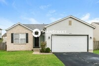 Building Photo - 3 Bedroom Pet-Friendly Home in COLUMBUS, O...