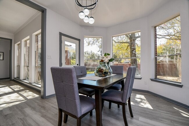 Building Photo - 20011 Polly Creek Way