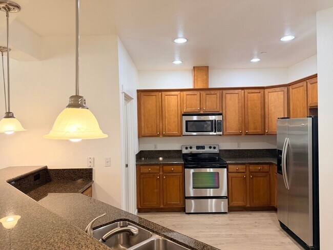 Building Photo - 3047 Ridge View Pl