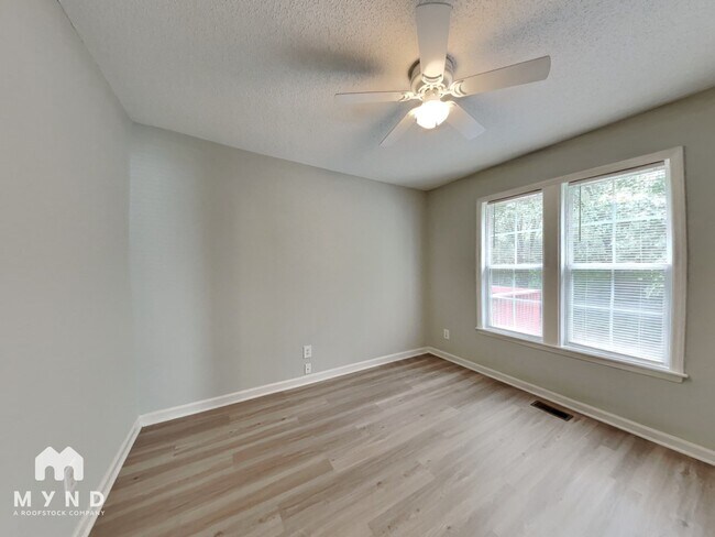 Building Photo - 2109 Ruddy Rd