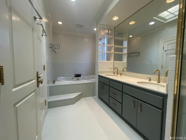 Building Photo - 50 Scenic Way