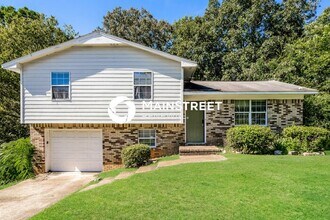Building Photo - 3 Bedroom Pet-Friendly Home in Birmingham,...
