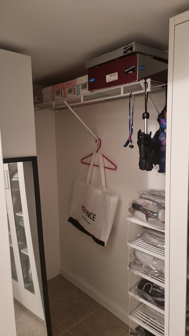 Building Photo - 7869 Ambassador Dr