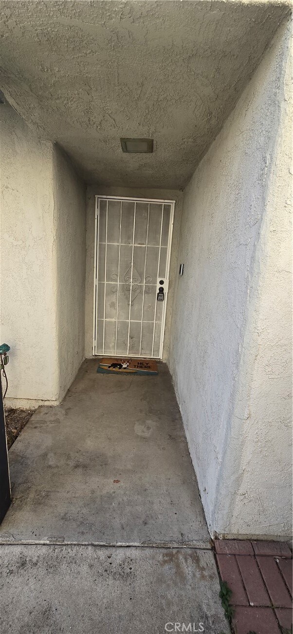 Building Photo - 266 S Foley Pl