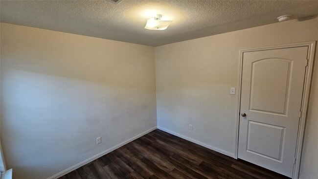 Building Photo - 24053 Wilde Dr