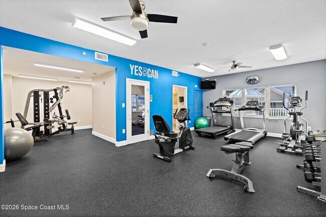 Building Photo - 601 Shorewood Dr