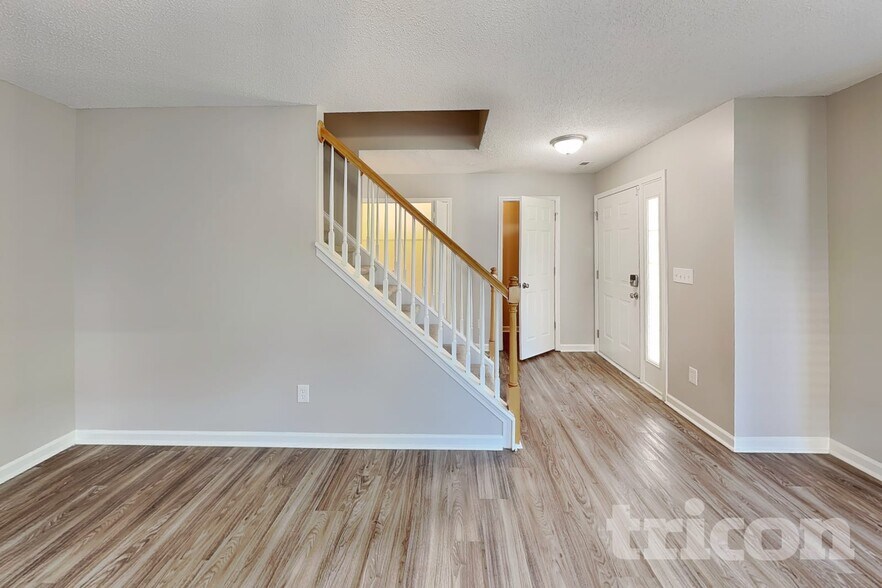 Building Photo - 3912 Farlow Rd