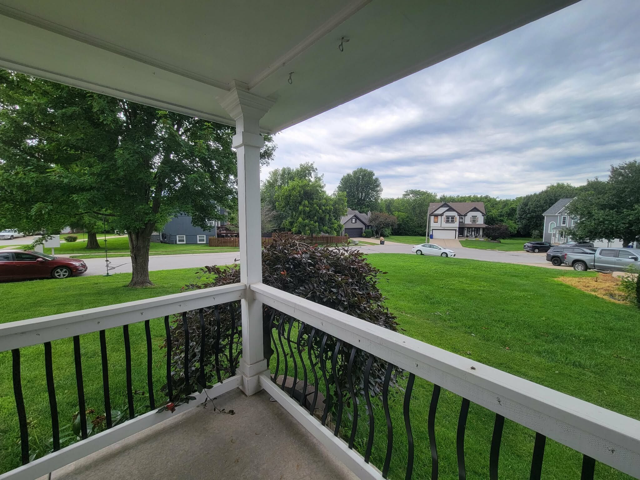 Building Photo - 1532 SE Silkwood Ln