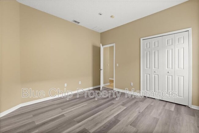 Building Photo - 5846 Manchester Bridge Dr