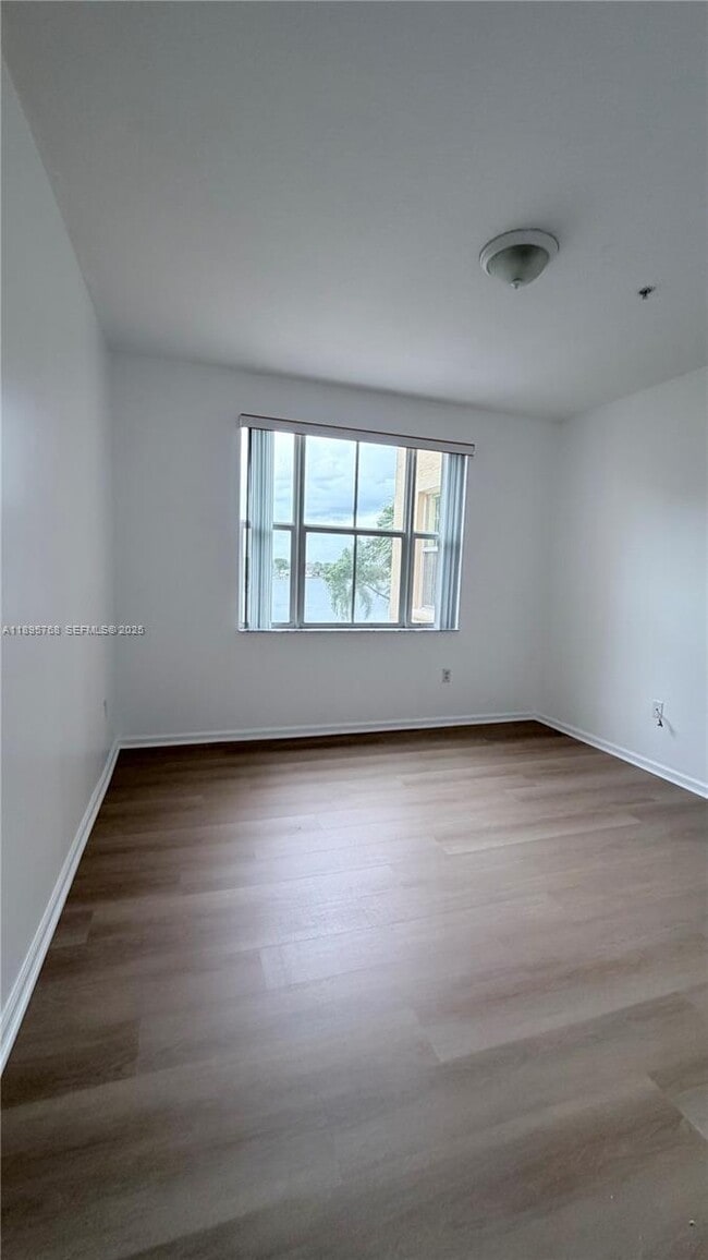 Building Photo - 4602 SW 160th Ave