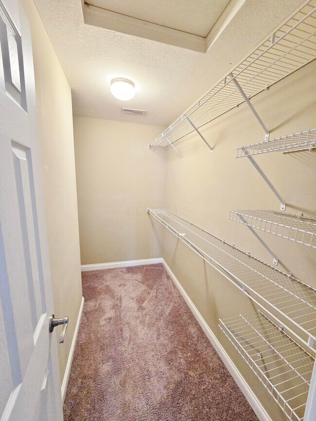 Building Photo - 4201 Bradhurst Dr